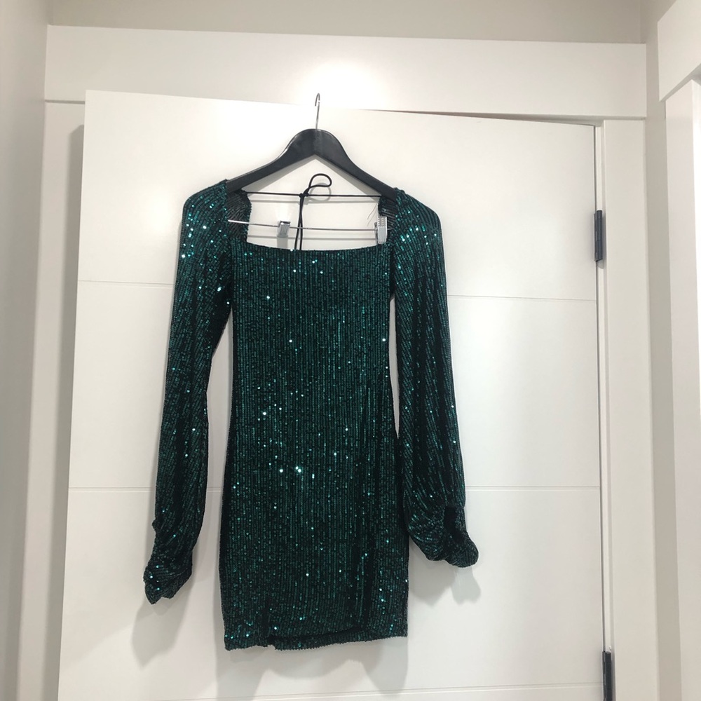 Lucy in the Sky Teal Sequin Long Sleeve Dress
